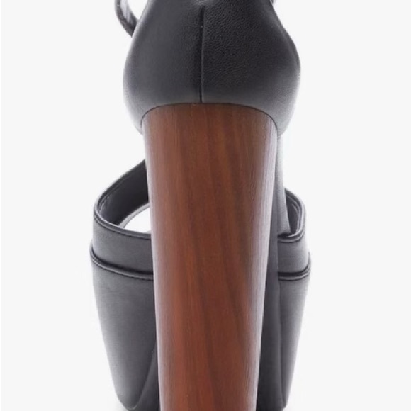 Jessica Simpson Mary Jane Heel
Black - Picture 6 of 6